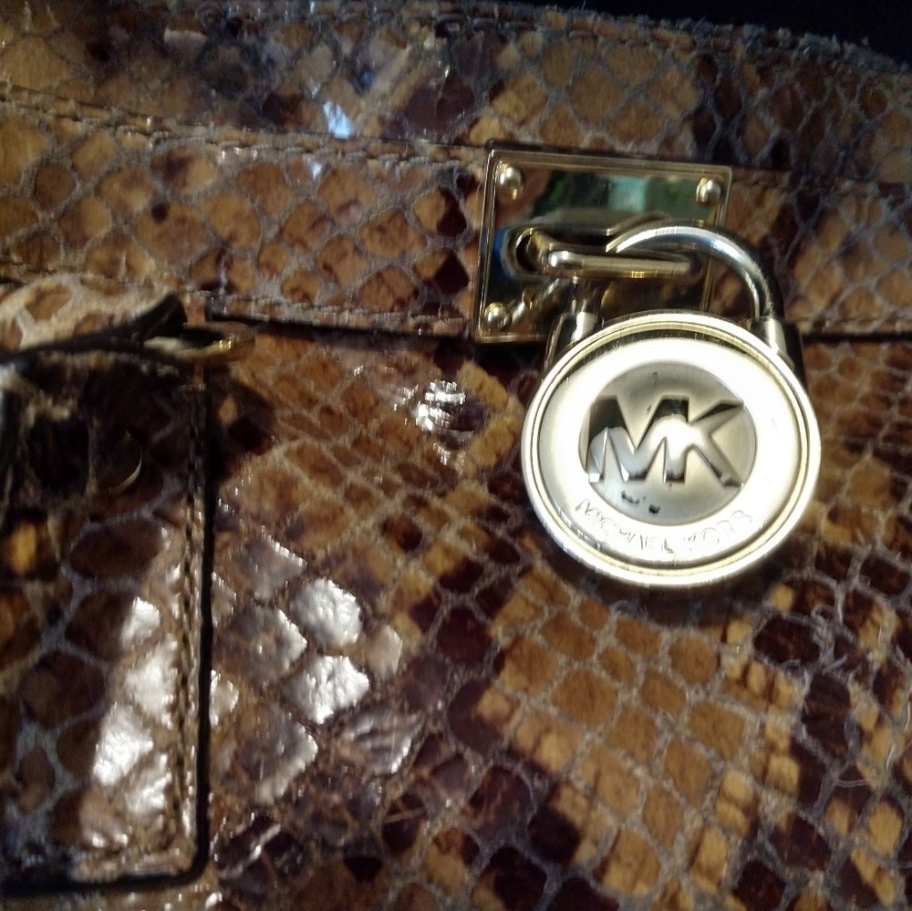Authentic Michael Kors Hamilton Satchel